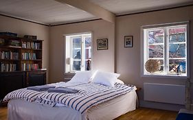 Remarkable Harbour View Cabin.